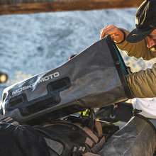 Load image into Gallery viewer, Mosko Moto - Stinger 22L Tail Bag